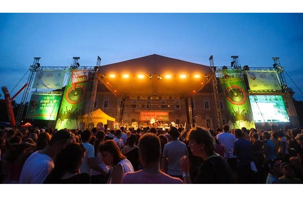 Foto: Letný žúr Fun rádio Dohoda tento rok v Malackách v Zámockom parku