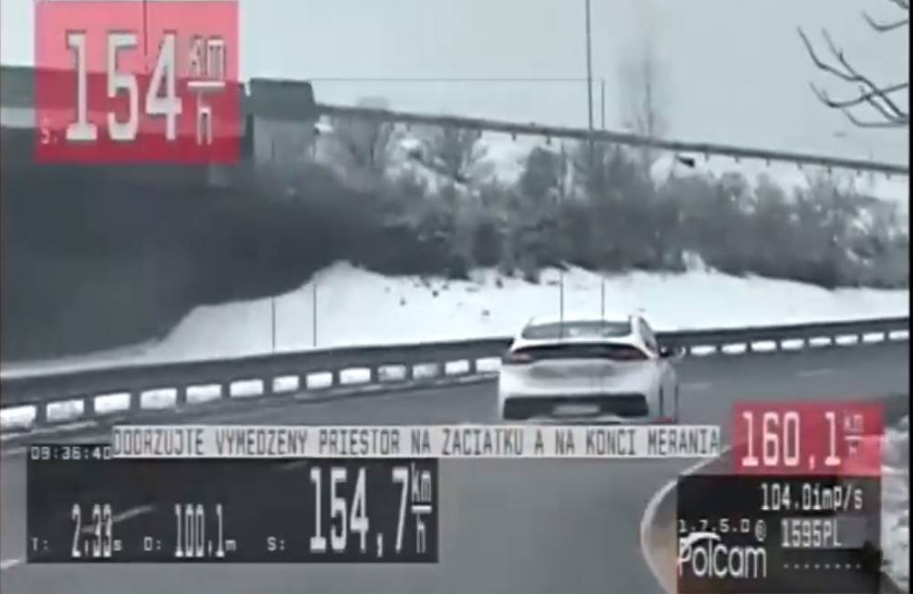 VIDEO: Na úseku s povolenou rýchlosťou 80 km/h išiel až 160 km/h, na mieste zaplatil pokutu 800 eur