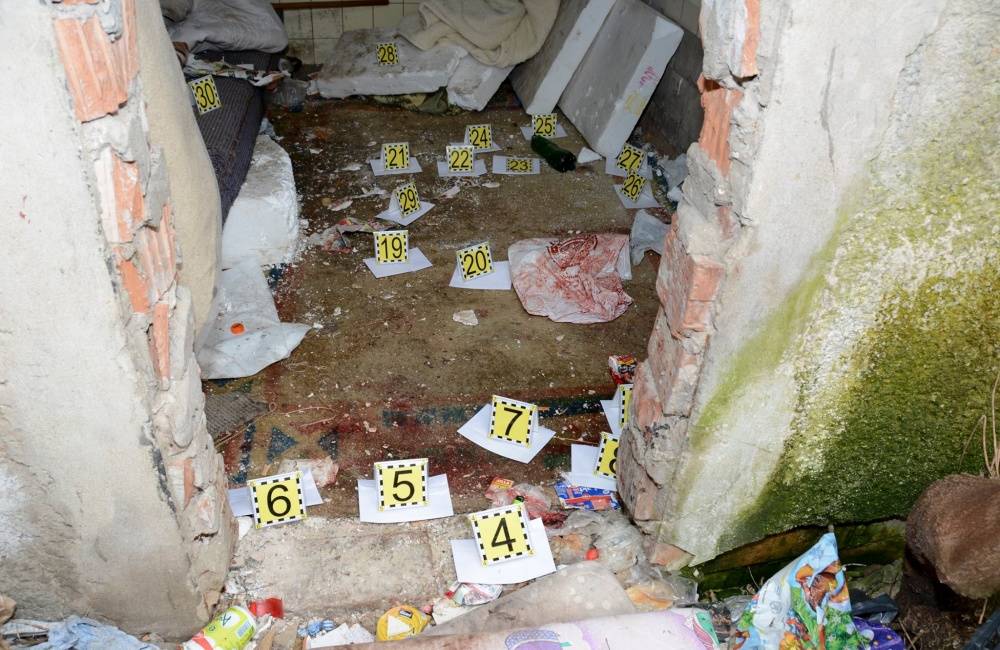 Polícia objasnila vraždu v Pezinku: 21 bodných rán spôsobil zavraždenému 35-ročný Július O.