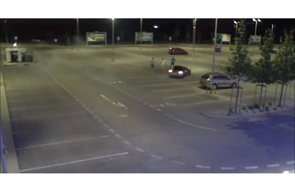 VIDEO: 26-ročný Šimon driftoval na parkovisku a nabúral, nafúkal 1,65 promile a teraz čelí obvineniu
