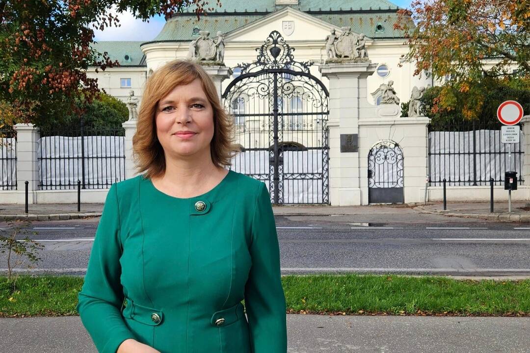 Foto: Remišovej mama si zlomila chrbticu. Záchranari jej povedali, že sa má do nemocnice dopraviť sama