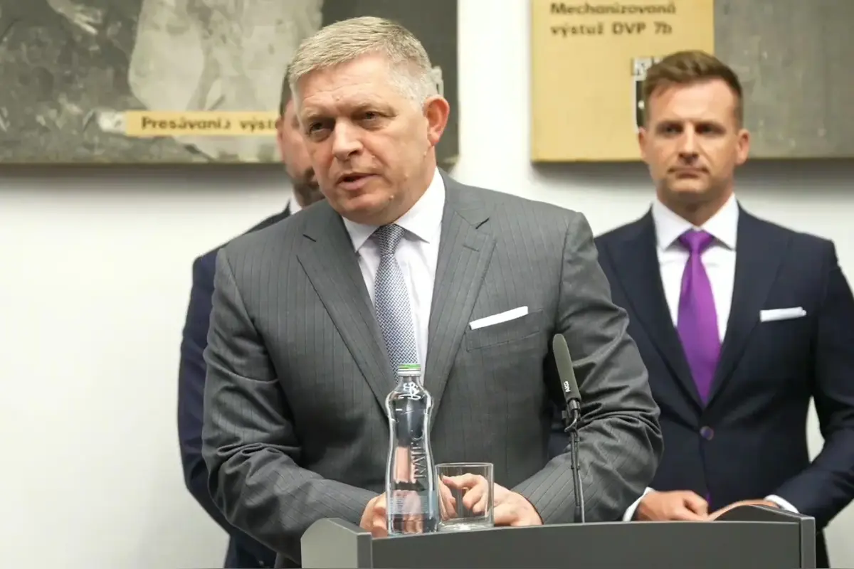 Foto: Fico sa rok po atentáte vrátil do Handlovej: Pandemická dohoda je pre nás absolútne neprijateľná, médiá šíria nenávisť