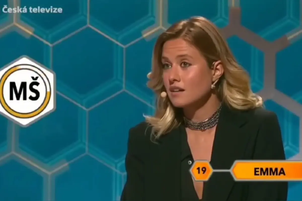 VIDEO: Česká speváčka Emma Smetana mala uhádnuť krstné meno ministerky Šimkovičovej. Jej odpoveď valcuje internet