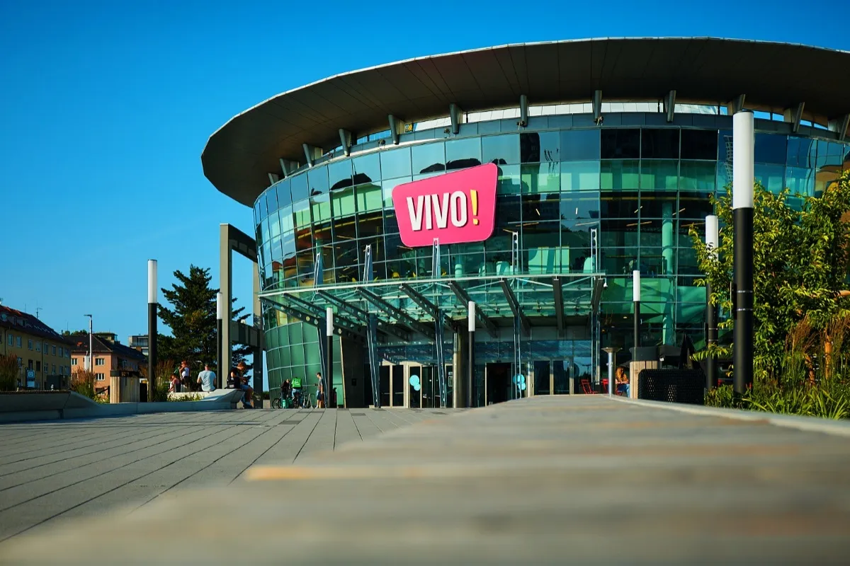 Vivo! je mŕtve, nech žije Polus! Známe bratislavské obchodné centrum sa vracia k legendárnemu názvu 