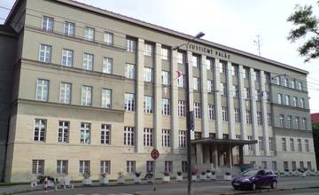 Krajský súd v Bratislave prehľadávajú, anonym nahlásil bombu