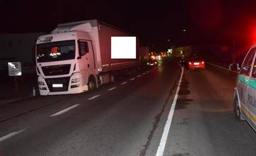 Dopravných nehôd stále pribúda, včera večer došlo k zrážke V Malackách