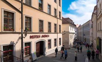 Mestská knižnica v Bratislave pozýva milovníkov literatúry na bohatý kultúrny program pred Vianocami