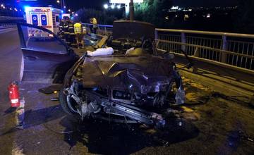 Včera večer došlo na výjazde z D1 v Bratislave k tragickej dopravnej nehode, zahynul 18-ročný vodič