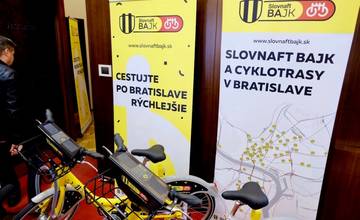 Mesto Bratislava a spoločnosť Slovnaft predstavili nový projekt bikesharingu, spustia ho už v júni