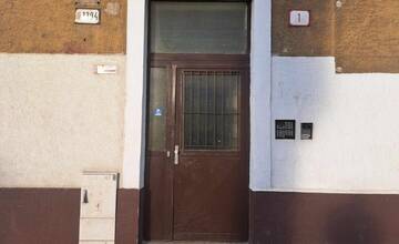 FOTO: O vražde na Prievozskej prehovorila bývalá poslankyňa Kozelová, bola susedou mŕtvej ženy