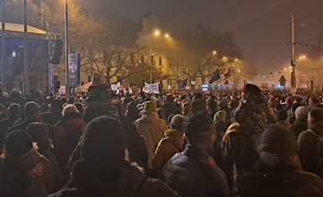Opozičné protesty pokračujú aj v novom roku. Kde sa vo štvrtok stretnú Bratislavčania.