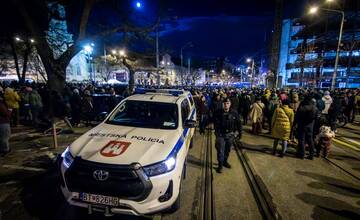 FOTO: Na oba štvrtkové protesty bude dohliadať mestská polícia v Bratislave 