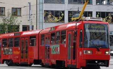 Túžili ste niekedy mať svoju električku? Teraz si ju môžete kúpiť od tisíc eur
