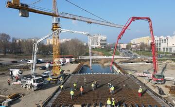 VIDEO: Cez petržalské Chorvátske rameno povedie nový most, aktuálne prebieha výstavba 