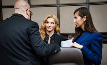 Šimkovičová môže mať problém. RTVS zvažuje štrajk a založenie odborov, aktivisti chystajú protest