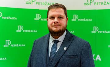Petržalský poslanec Kuruc falšoval svoju identitu. Vydával sa za vicestarostku