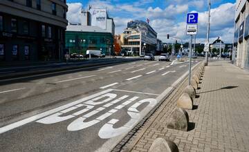 Bratislava zriadila nové zastávky pre turistické autobusy. Cieľom je viac neblokovať dopravu a MHD