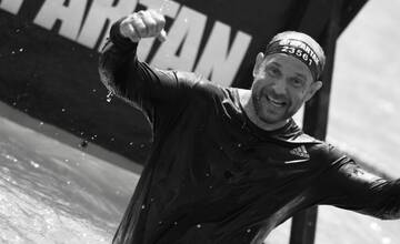 Po úmrtí Zdena na Spartan Race na Záhorí niektorí účastníci kritizujú chaotickú záchrannú situáciu