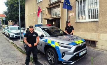 Zlodeja chytili v čase pracovného voľna. Policajti v civile ho zadržali na Pribinovej, utekal pred SBS-károm