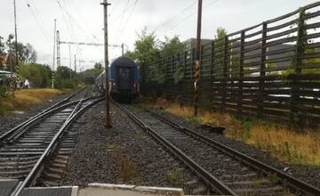 Pri železničnej stanici v Malackách zrazil vlak 52-ročného muža. Doprava je prerušená