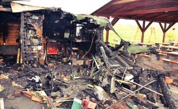 Chytili podpaľača známeho bufetu na petržalskej hrádzi. Eduard už podáva vysvetlenie polícii