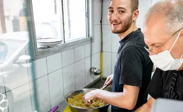 Ktorý kraj ponúka najviac príležitostí na brigády pre študentov a na akých pozíciách sa dá zarobiť najviac?