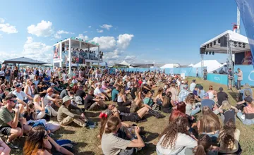 Umenie, letný hit, stand-up a skvelé DJ sety! Bezdymová zóna na Pohode priniesla tisíce zážitkov