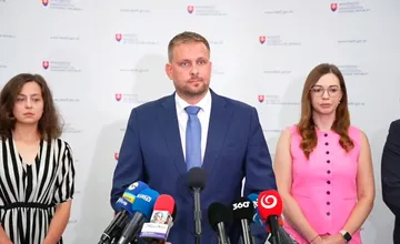 Tender na záchranky zrušili pre procesné chyby, minister Šaško trvá na zákonnom postupe