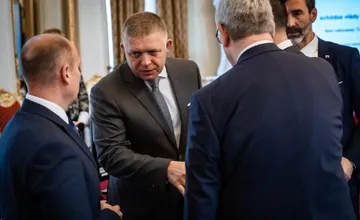 Vládny špeciál neodletel na summit do Kodane, dôvodom sú zdravotné problémy Roberta Fica