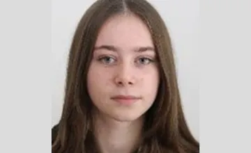 Polícia prosí o pomoc pri pátraní po nezvestnej študentke, 15-ročnú Emu z Bratislavy márne hľadajú niekoľko dní