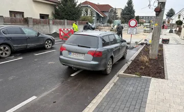 Rozkopaná Štefánikova a chaos s parkovaním: Obyvatelia sa pýtajú, kam majú dať autá