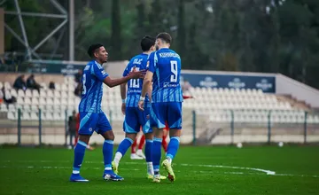 Slovan chce žalovať nelegálne predaje svojho merchu. Fanúšikova krútia hlavami, originál dres stojí 90 eur