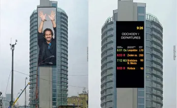 Kaliňákova LEDka na Kukurici za stovky tisíc sa stala hitom internetu a Slováci opäť ukázali nekonečnú kreativitu