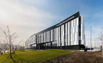 Márii operovali vo vychýrenej bratislavej nemocnici koleno, účet za hospitalizáciu vo výpise jej však vyrazil dych