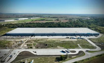 Alza v Bernolákove hľadá zamestnancov, otvorí tu svoj najväčší sklad v strednej Európe, ponúka zaujímavé podmienky