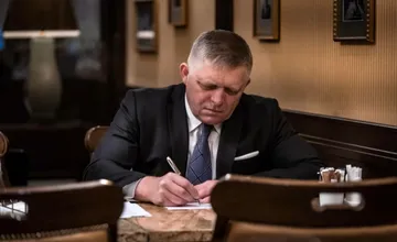 Premiér Fico poslal Ukrajine tvrdý odkaz. Ak v pondelok neobnoví dodávky ropy, zastaví jej prísun núdzovej elektriny
