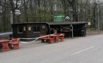 Bratislavčania sa lúčia s bufetmi na Kamzíku. Je možné, že ikonické zastávky mnohých turistov nadobro zmiznú?