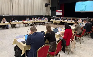 Kukuricu už nebudú môcť rekonštruovať v noci. Nové Mesto schválilo VZN, pribudnú aj zmeny v rozpočte