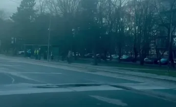 VIDEO: Najhorší výtlk v Ružinove? Do križovatky sa po rokoch vrátila známa diera, natočil ju priamo zástupca starostu