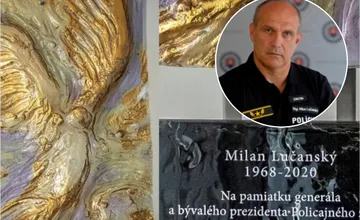 FOTO: Pamätník Lučanského vyvolal rozruch, Mikulec kritizuje Padlého anjela aj chybný dátum narodenia