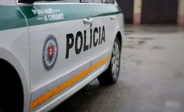 Tréner futbalovej školy neďaleko Trnavy skončil vo väzbe. Čelí vážnym obvineniam zo sexuálneho zneužívania, klub reaguje