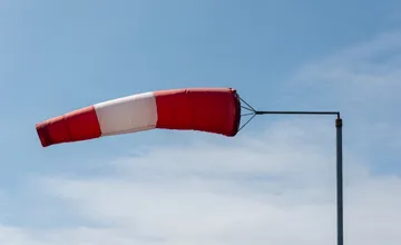 Víkend v Bratislavskom kraji bude veterný, v nedeľu začne fúkať už v skorých ranných hodinách