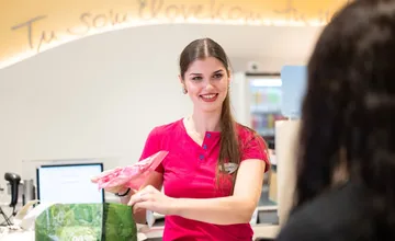 Ako vnímajú krásu Slováci? Najnovší prieskum odhalil, na čo si najviac potrpia ženy či muži, a akú úlohu zohráva vek