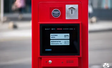 VIDEO: Električenku si v Bratislave po novom kúpite aj na zastávke, DPB vysvetľuje ako na to
