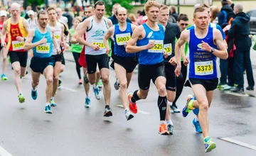 Ulice Bratislavy cez víkend opäť zaplavia bežci a vodičov zas čakajú dopravné obmedzenia