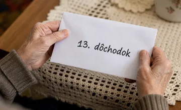 Vláda neplánuje zrušiť trináste dôchodky, koaliční poslanci však pripúšťajú zmeny