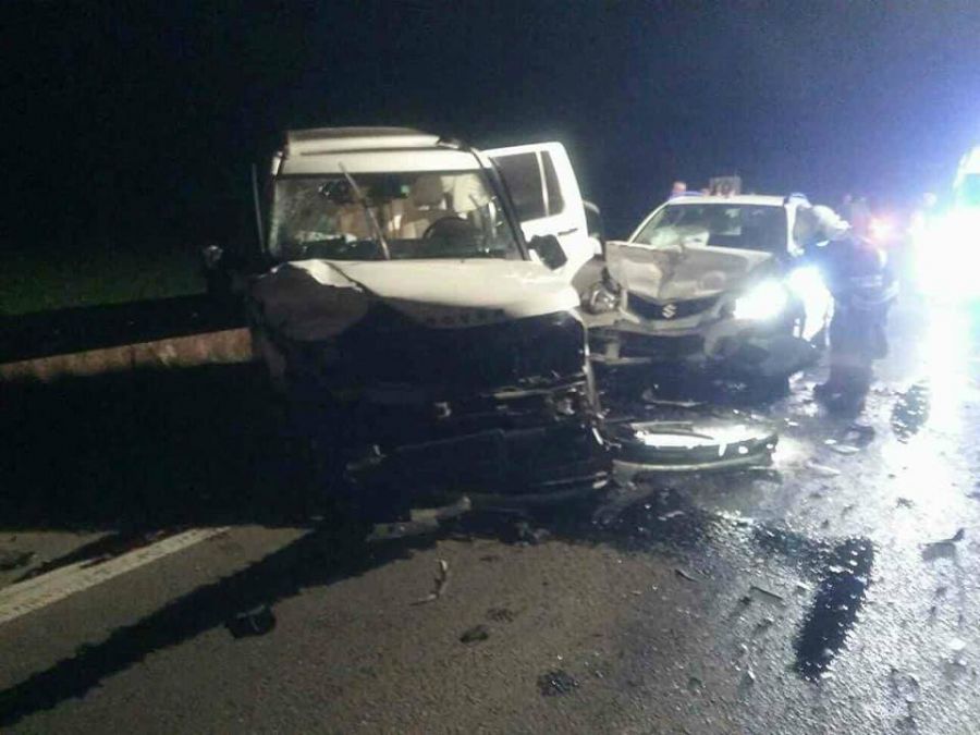 Pri dopravnej nehode medzi Šamorínom a Dunajskou Lužnou vyhasli životy dvoch mladých dievčat, foto 1
