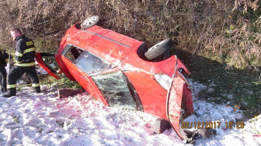 Dve dopravné nehody riešila polícia počas prvej decembrovej soboty  na diaľnici D1, foto 4