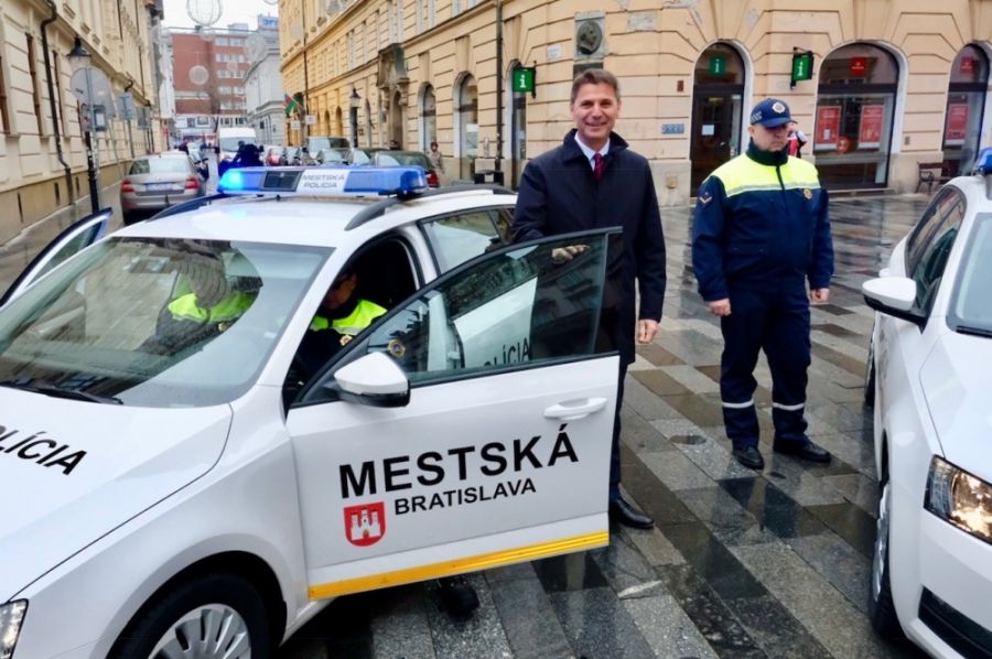 Mestská polícia dostala od mesta Bratislava nové vozidlá na zefektívnenie ich služby, foto 1