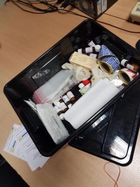 Lieky na potrat predávala cez internet 42-ročná Bratislavčanka, ktorej hrozí väzenie až na 12 rokov, foto 3